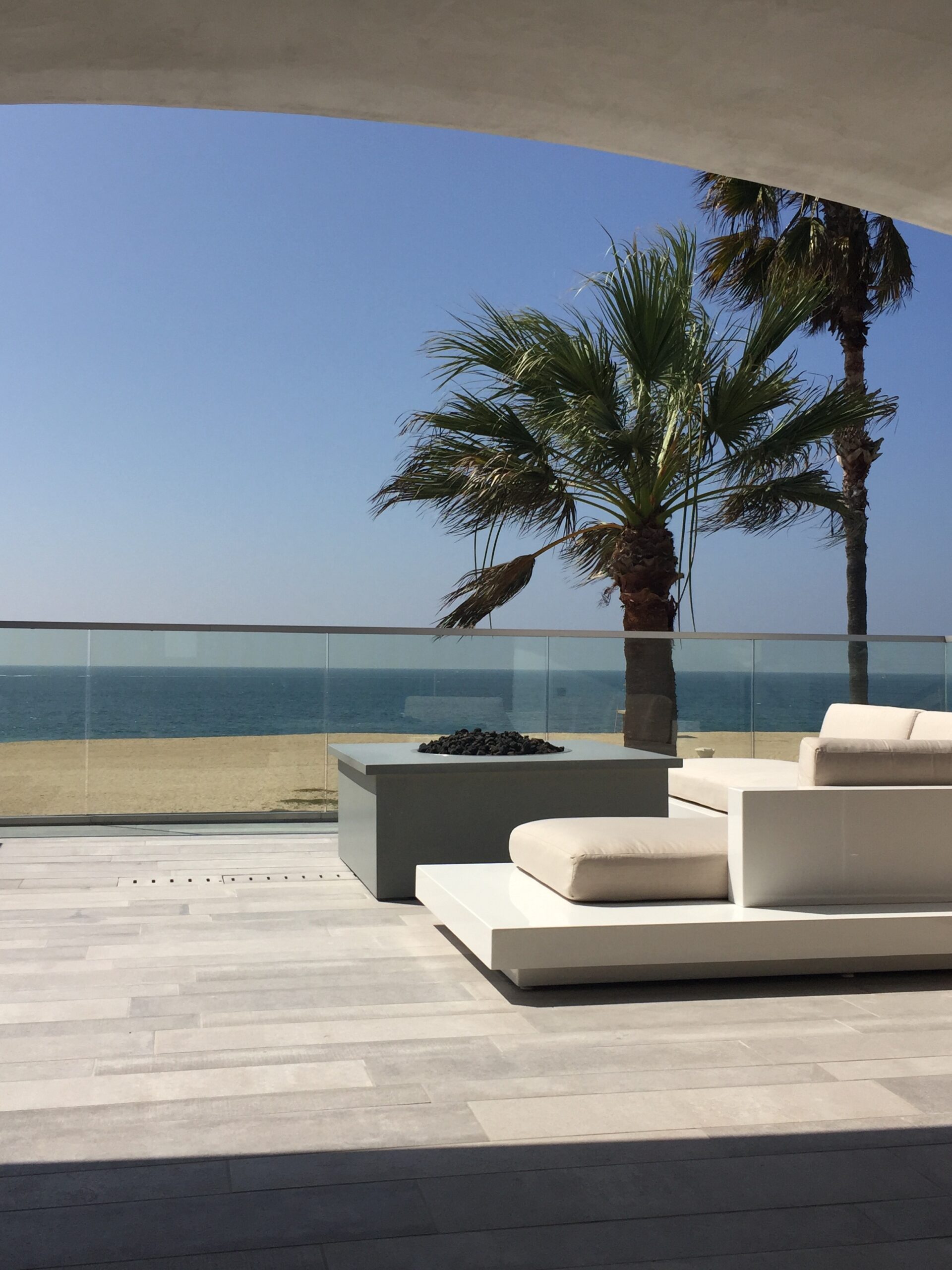 ContemporaryBeach (7)